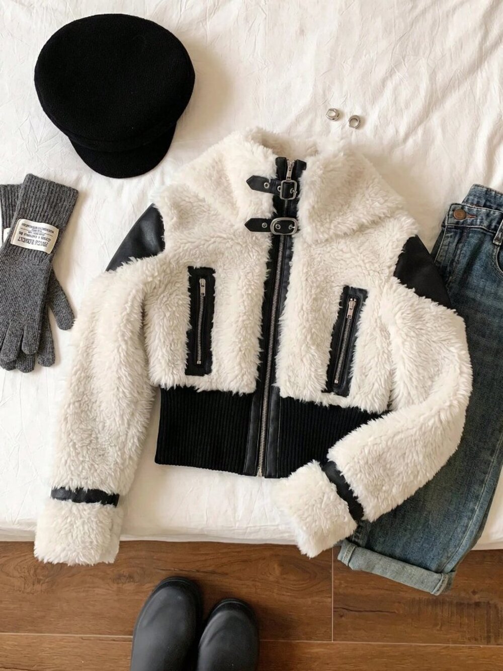 Black And White Casual Women's Knitted Jacket - Picture 7 of 8